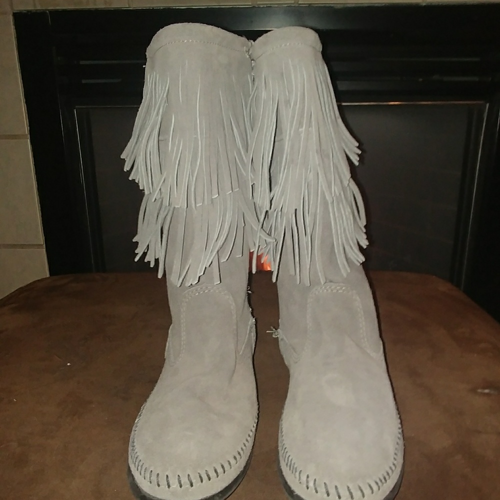 Minnetonka 2 Layer Fringe Boot